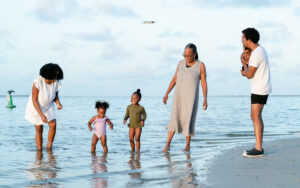 family travel on a budget, visiting the beach