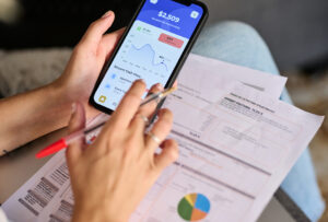 Tracking expenses on a phone